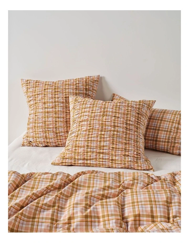 Linen House Darcy Quilt Cover Set in Multi image 6