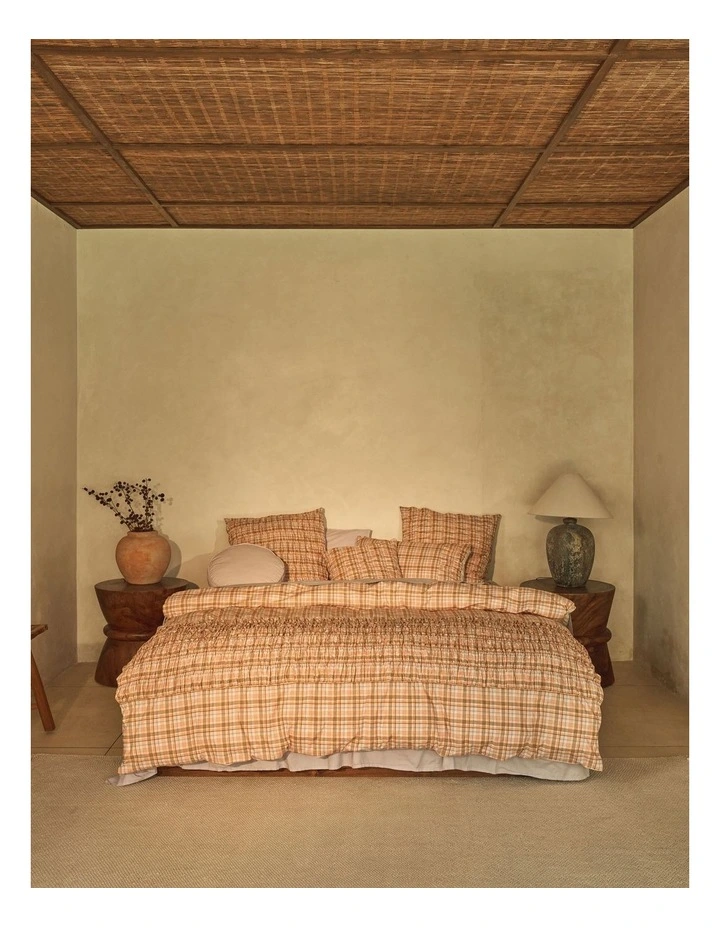 Linen House Darcy Quilt Cover Set in Multi image 7