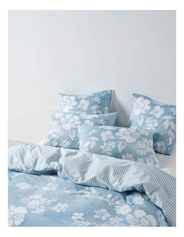 Kayla Quilt Cover Set in Hydrangea image 3