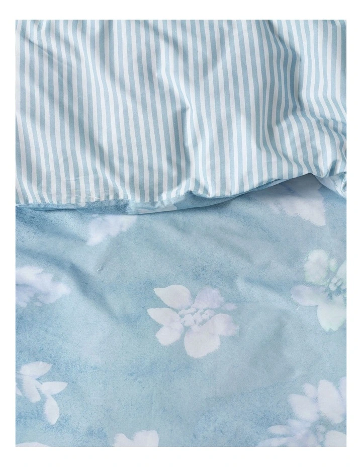 Kayla Quilt Cover Set in Hydrangea image 3