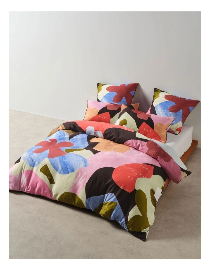 Linen House Glinda Quilt Cover Set in Blackcurrent image 1