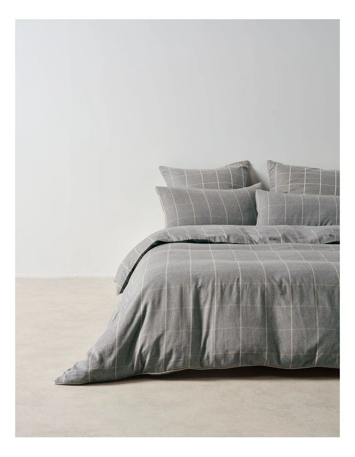 Atrium Cotton Quilt Cover Set in Shadow image 5