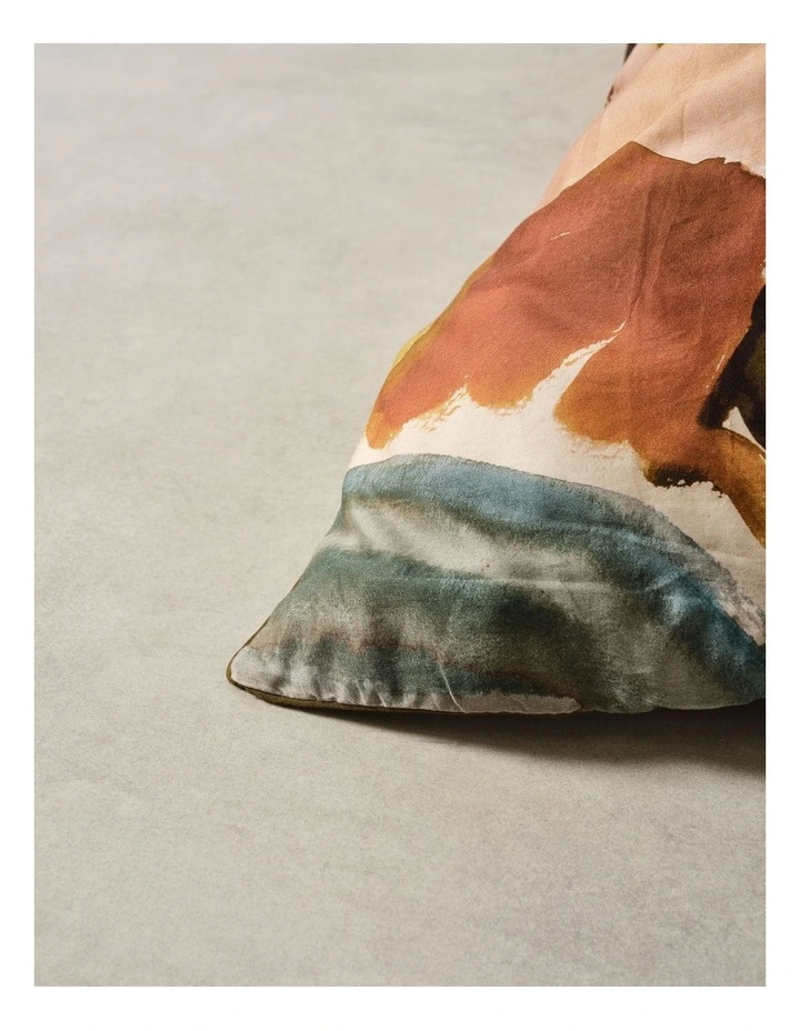 Vana Cotton Sateen Quilt Cover Set in Multi image 4