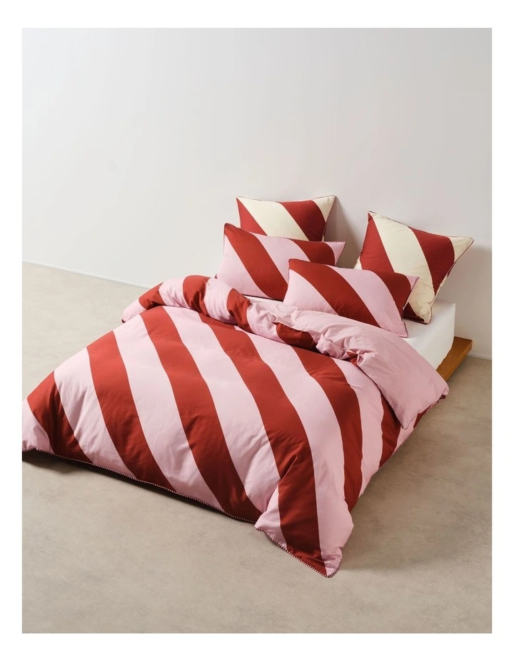 Viva Quilt Cotton Sateen Cover Set In Chilli image 1