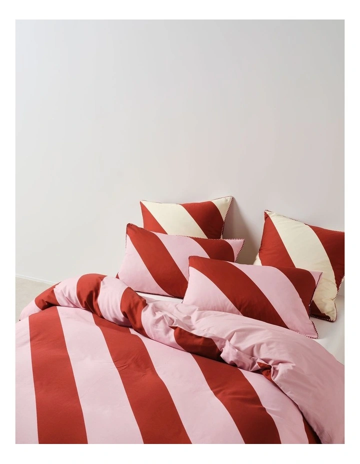 Viva Quilt Cotton Sateen Cover Set In Chilli image 2