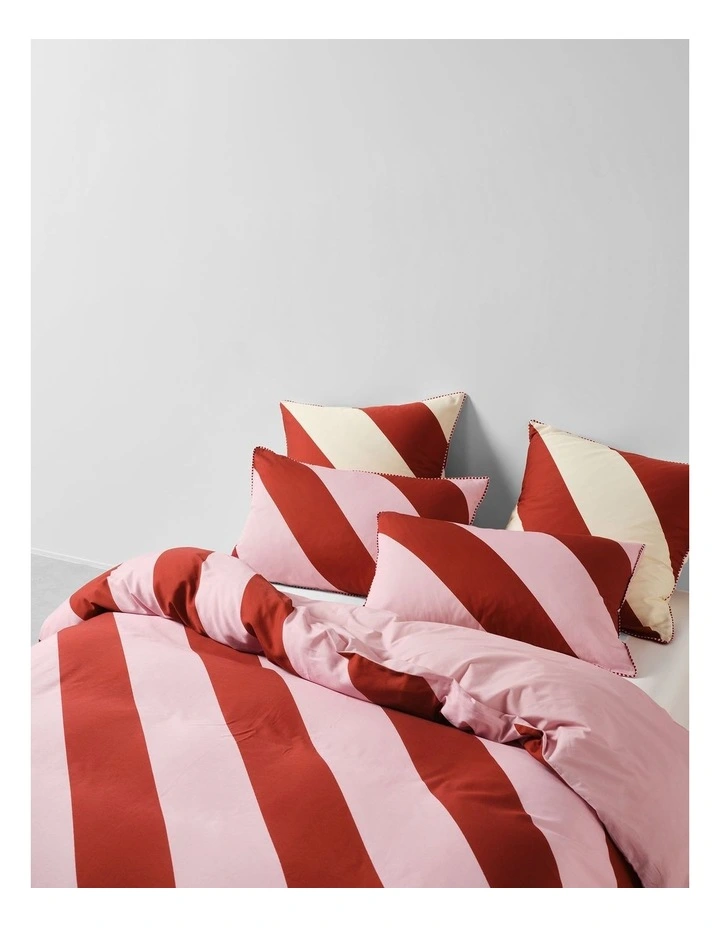 Viva Quilt Cotton Sateen Cover Set In Chilli image 2