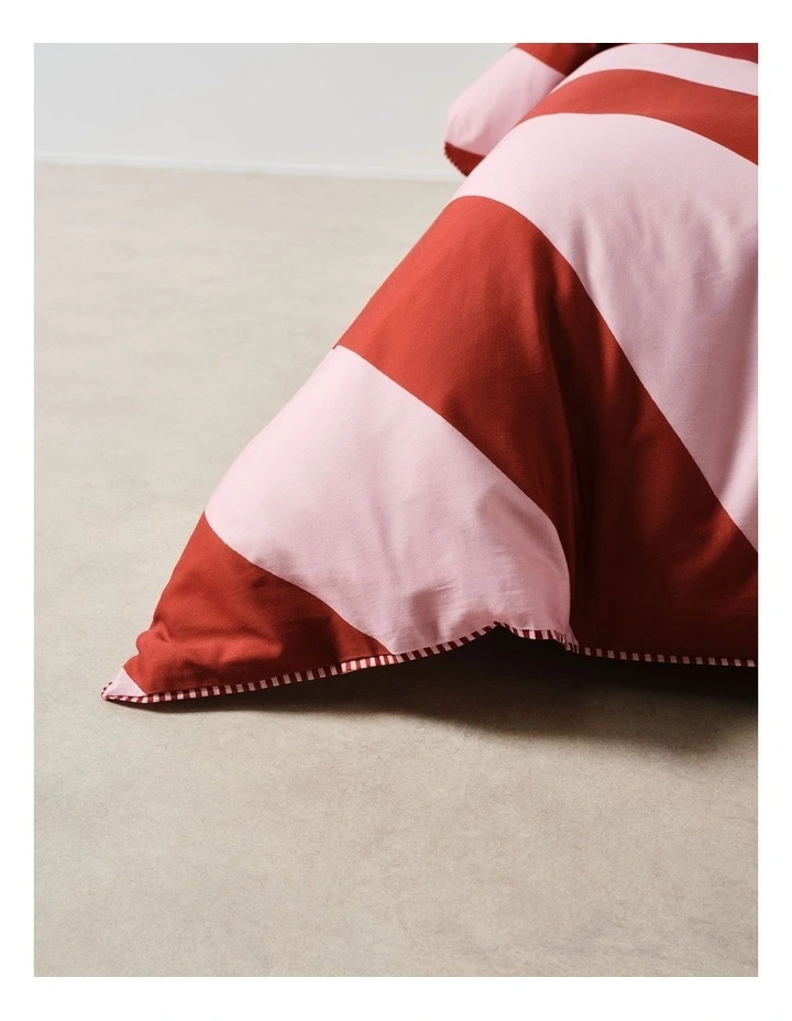 Viva Quilt Cotton Sateen Cover Set In Chilli image 4