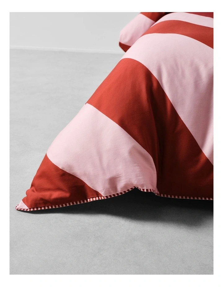 Viva Quilt Cotton Sateen Cover Set In Chilli image 4