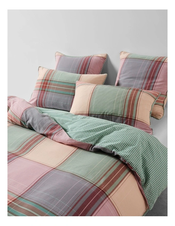 Alfresco Cotton Quilt Cover Set In Orchid image 2