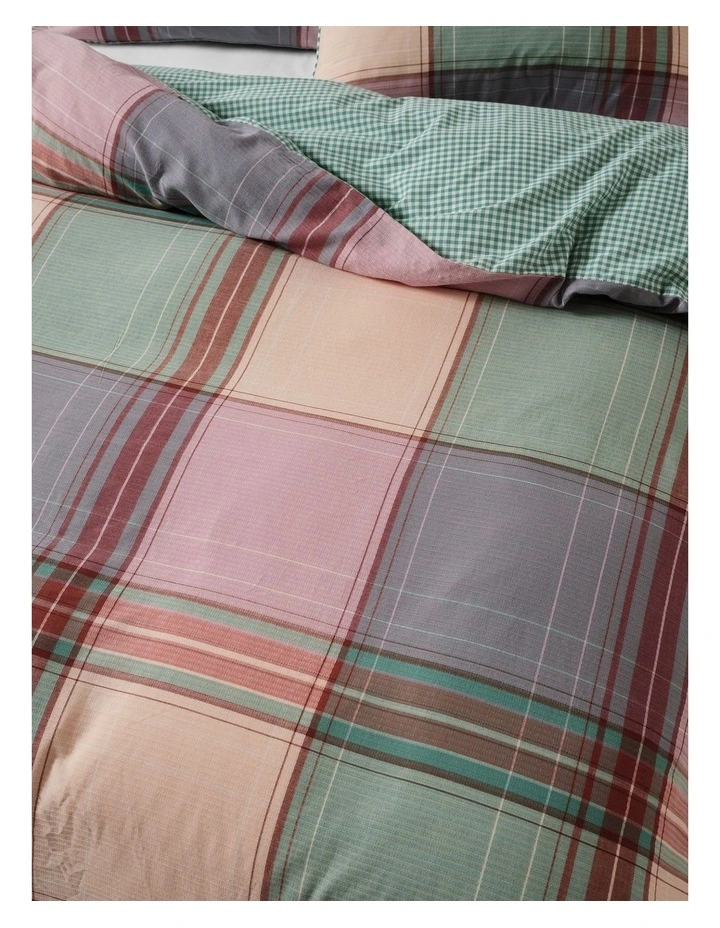 Alfresco Cotton Quilt Cover Set In Orchid image 4