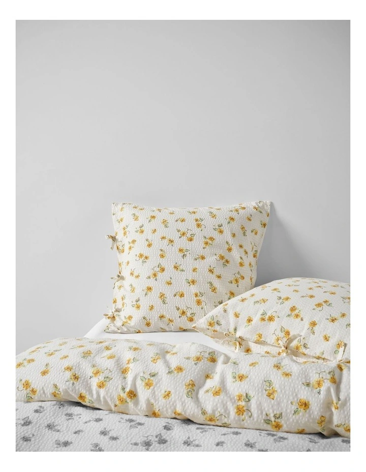 Peggy Quilt Cover Set In Mango image 6