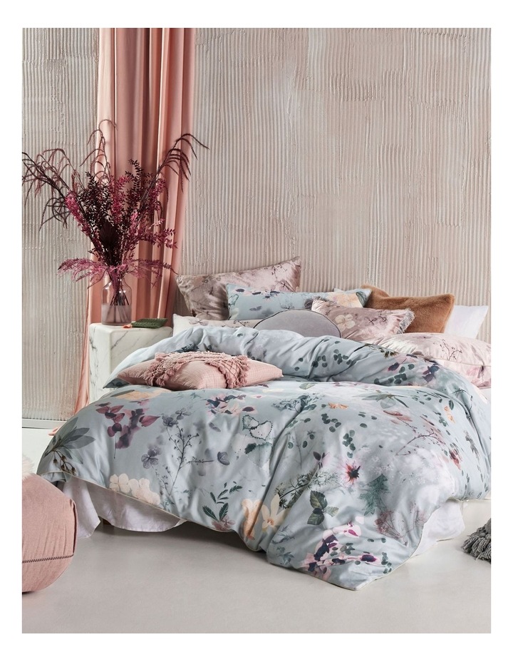 Luxury Bedding Elevate Your Sleep with Our House and Home Quilt Cover