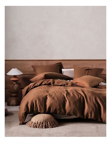 Cinnamon colour