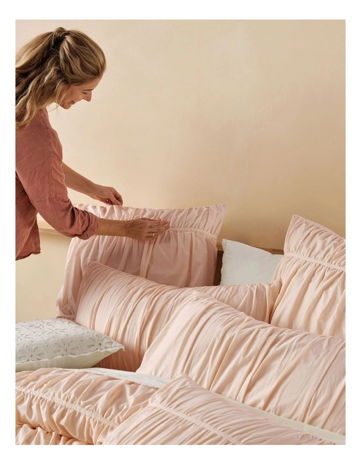 Layla Quilt Cover Set in Pink image 2