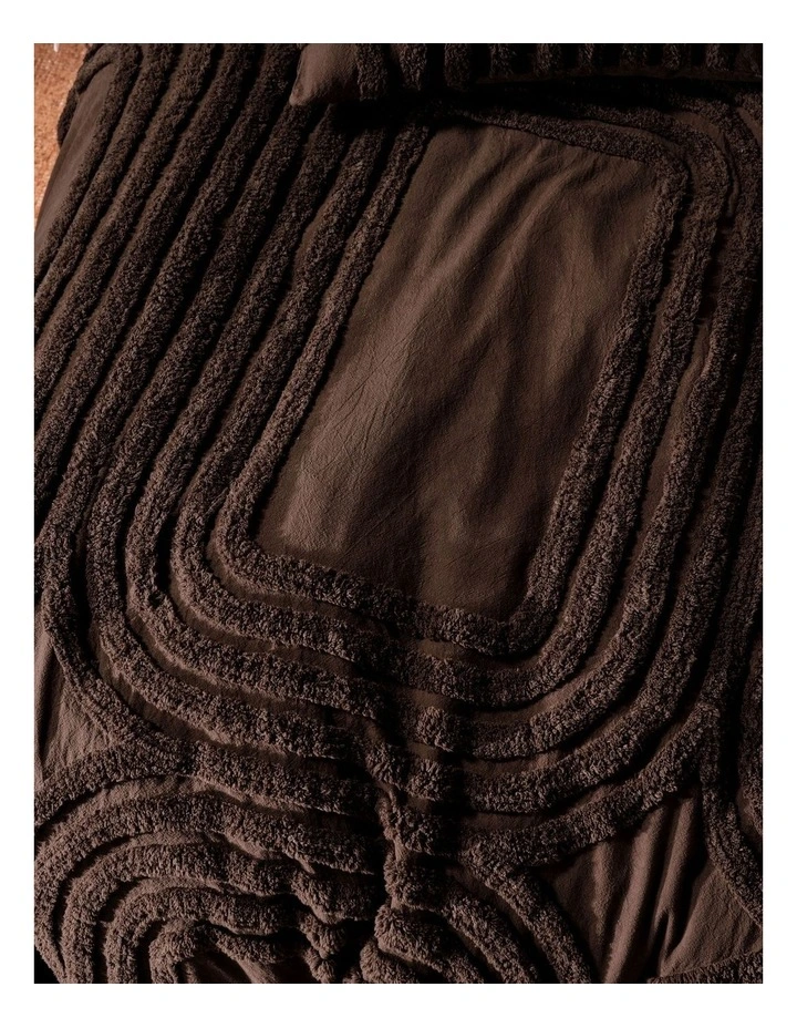 Farrah Quilt Cover Set in Cacao image 2