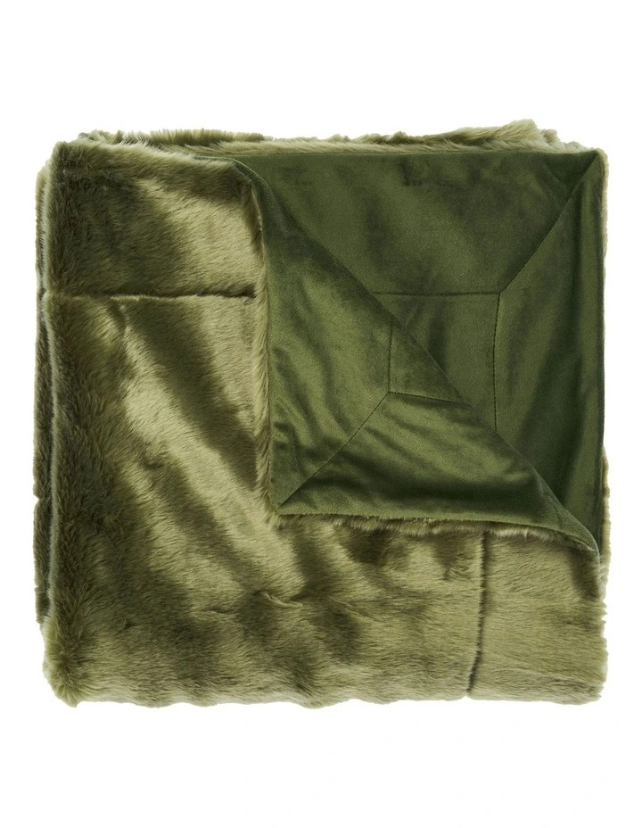 Selma Throw in Moss image 1