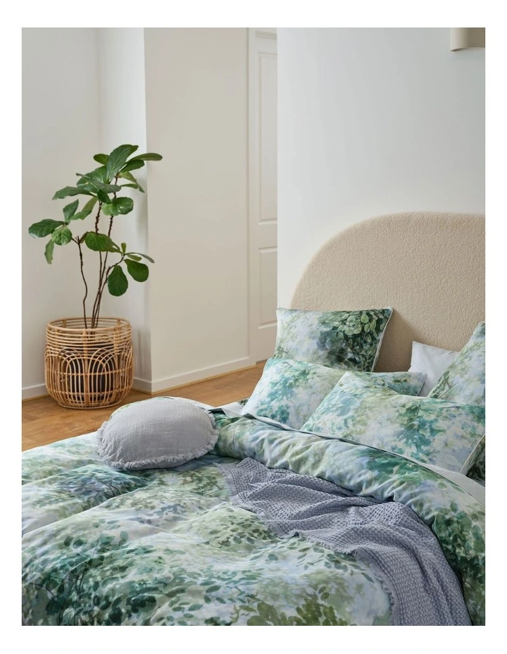 Maya Round Cushion 45cm in Hydrangea image 2