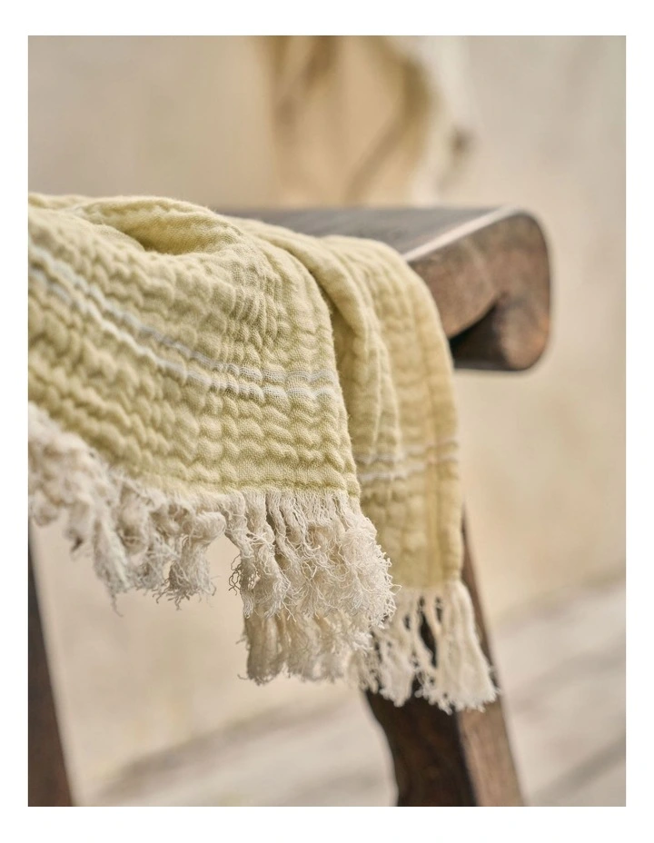 Torquay Throw in Pistachio image 4