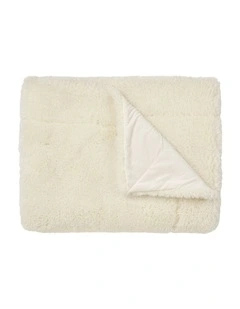 Shetland Faux Fur Throw in Cream