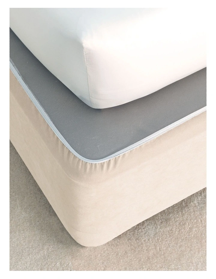 Bedwrap in Cream image 1