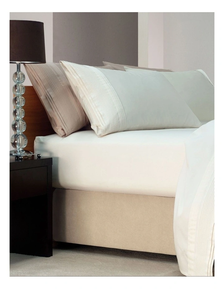 Bedwrap in Linen image 2