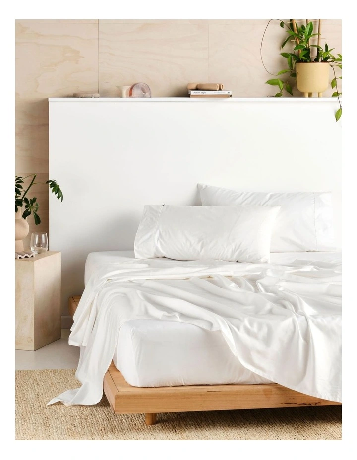 Vienna 300Thread Count Cotton Percale Sheet Sets 50cm in White image 1