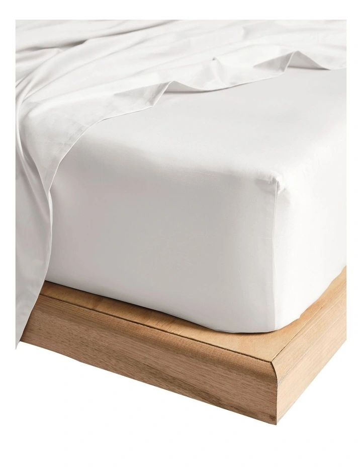 Vienna 300Thread Count Cotton Percale Sheet Sets 50cm in White image 2