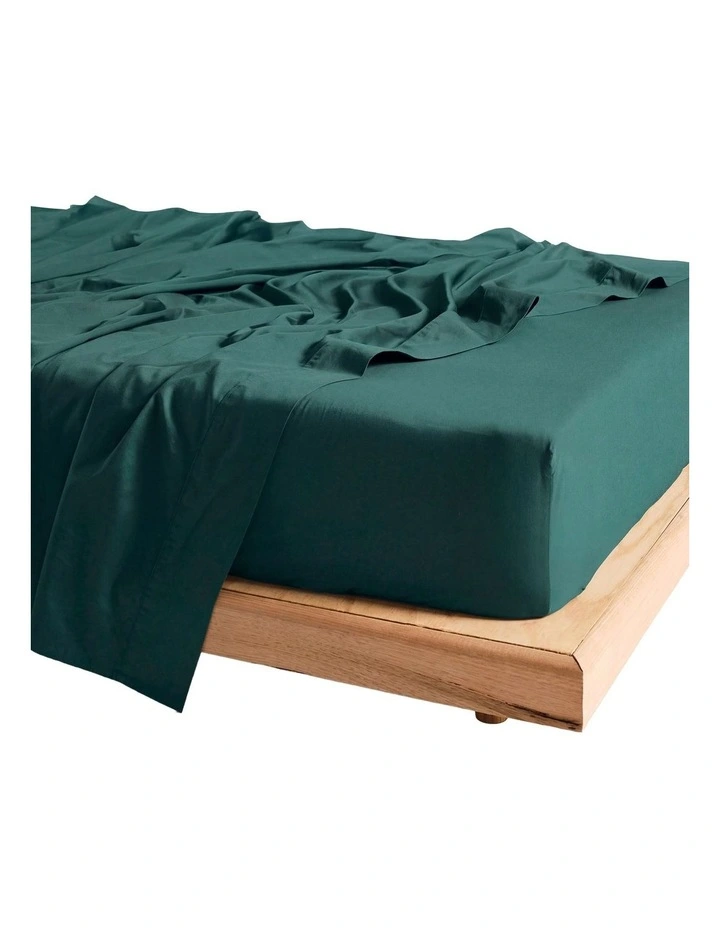 Vienna 300TC Cotton Percale Sheet Sets in Pine image 2