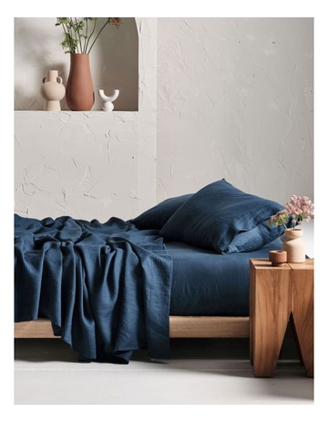 Navy colour