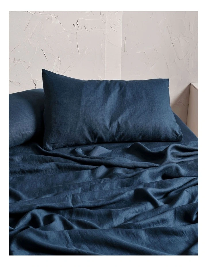Nimes Sheet Set In Navy image 2