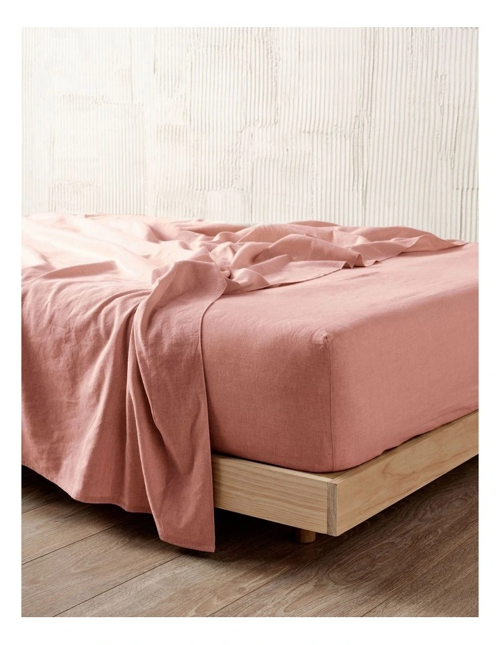Nimes Fitted Sheet In Rosette image 3
