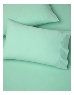Stonewashed Cotton Pillowcase Pair in Mint