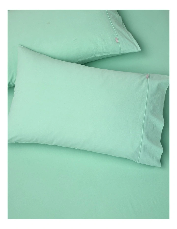 Stonewashed Cotton Pillowcase Pair in Mint image 1