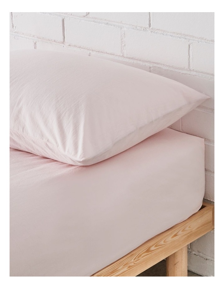 Stonewashed Cotton Fitted Sheet in Marshmallow image 2