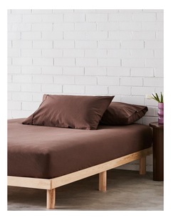 Stonewashed Cotton Fitted Sheet in Milk Chocolate