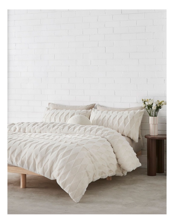 Teddy Faux Fur Quilt Cover Set in Vanilla image 1
