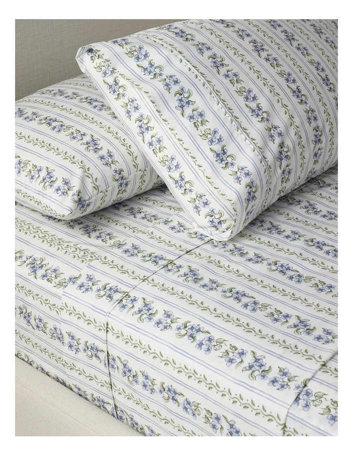 Printed Cotton Sheet Set in Blue Floral image 2