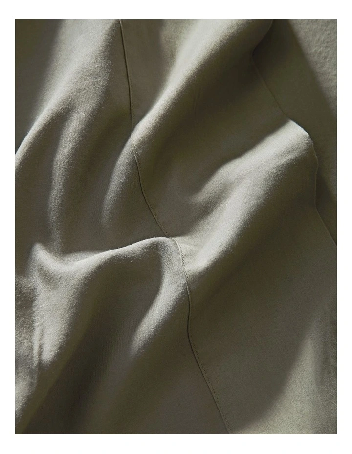 Palm Cove Washed Bamboo Cotton Sheet Set in Leaf image 3