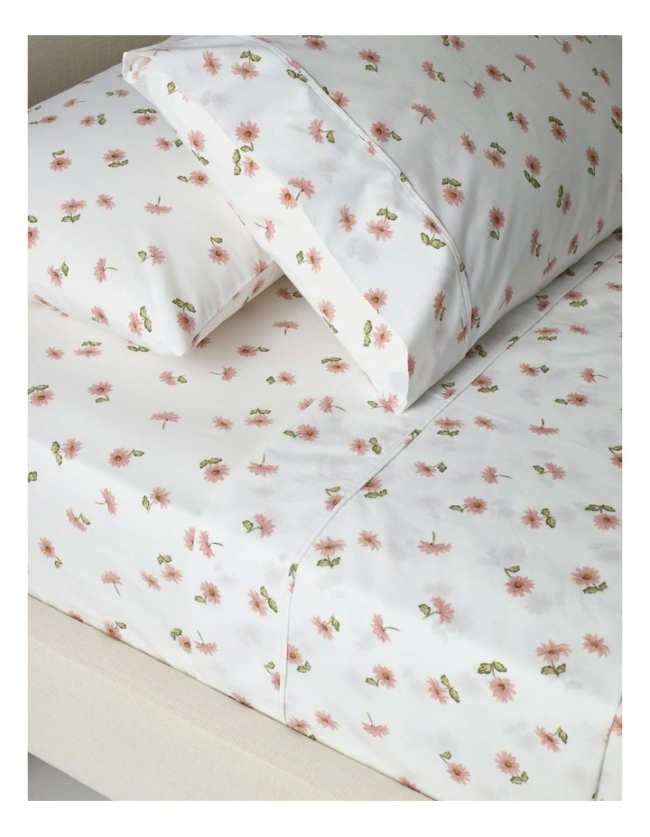 Printed Cotton Blend Sheet Set in Pink image 2