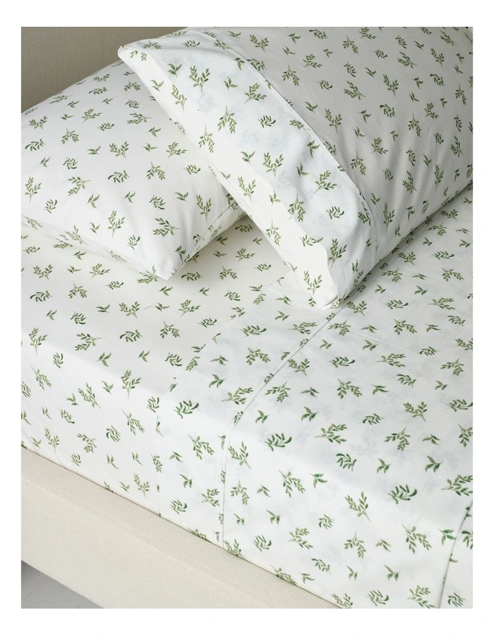 Printed Cotton Blend Sheet Set in Green image 2
