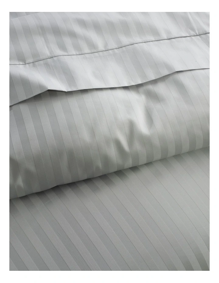 Hotel Collection 500TC Cotton Jacquard Quilt Cover Set in Silver image 3
