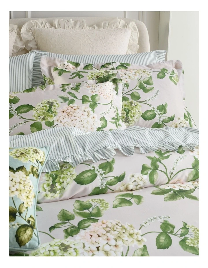 Hydrangea Cotton Sateen Quilt Cover Set in Natural image 3