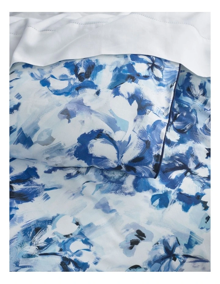 Delphine II Cotton Sateen Quilt Cover Set in Blue image 3