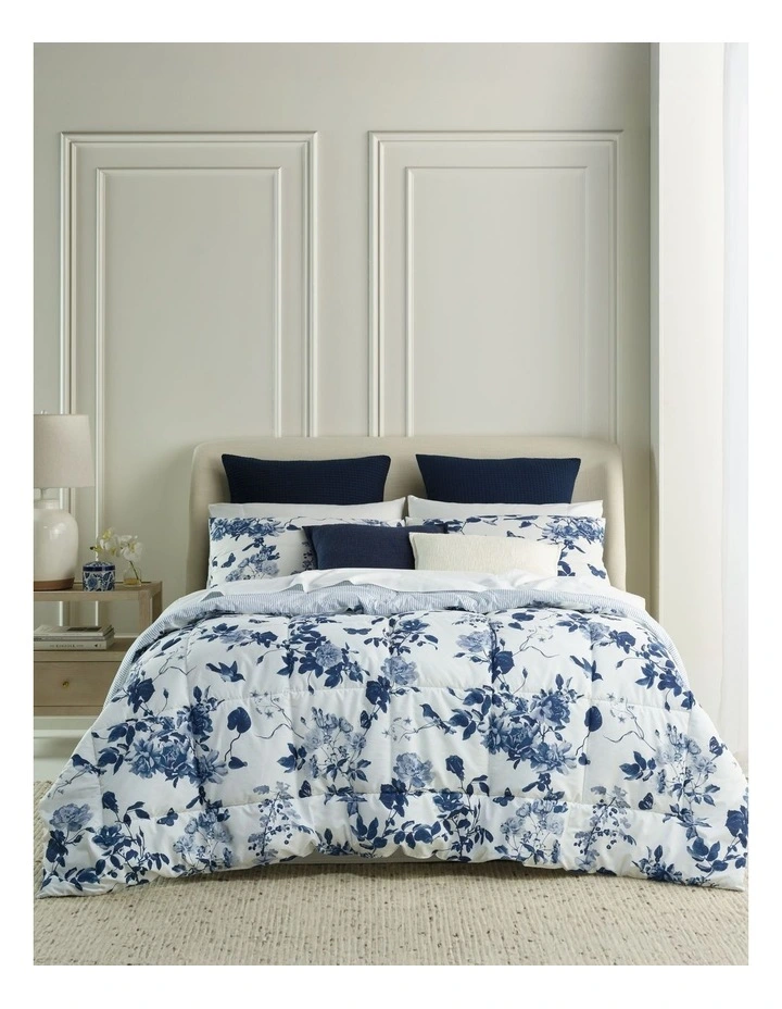 Printed Comforter Set in Blue Floral image 1