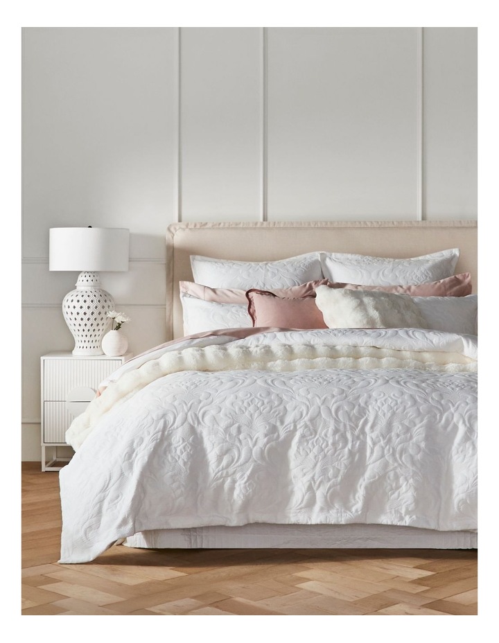 Evelyn Matelasse Quilt Cover Set in White image 1