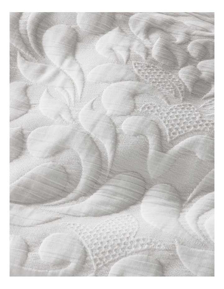 Evelyn Matelasse Quilt Cover Set in White image 3