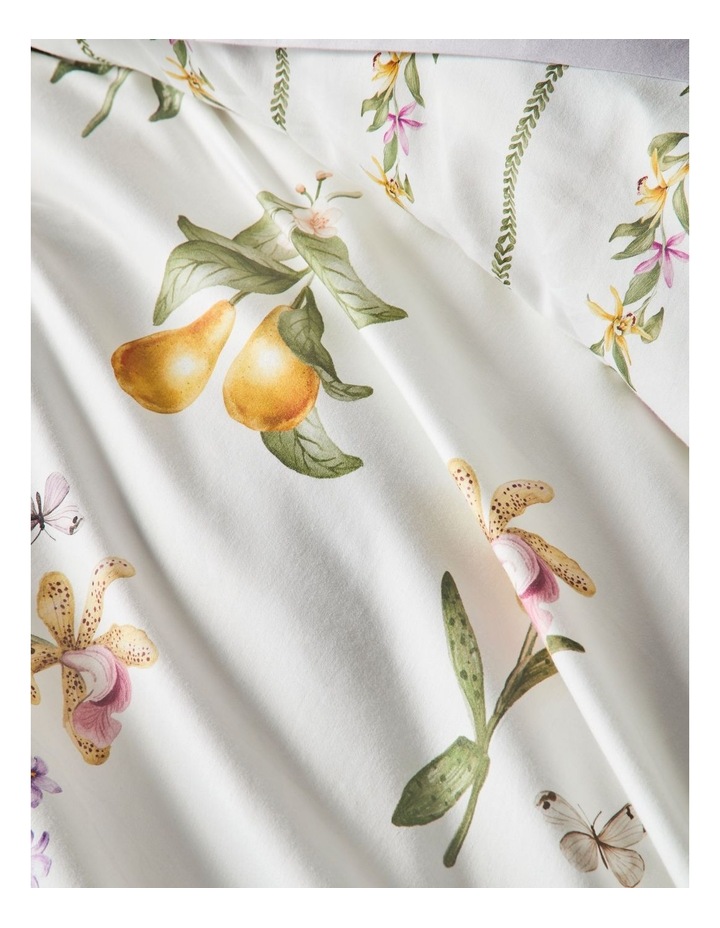 Botanical Cotton Sateen Quilt Cover Set in Green image 3