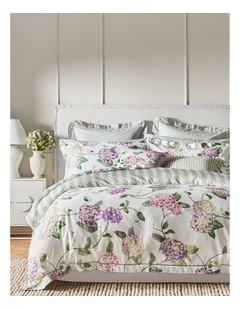 Hydrangea Cotton Sateen Quilt Cover Set in Plum