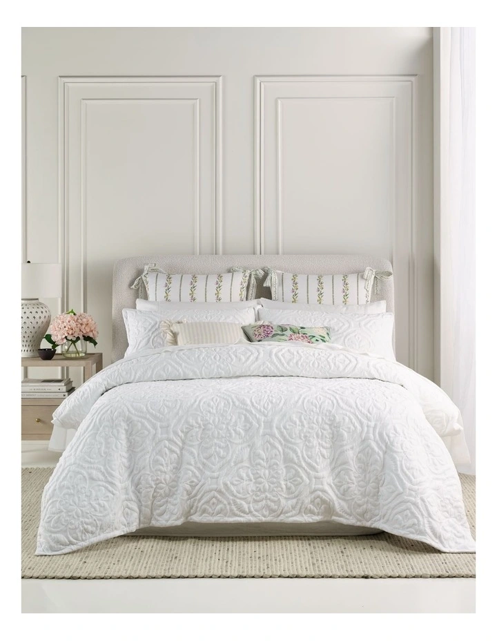 Juliette Matelasse Quilt Cover Set in White image 1