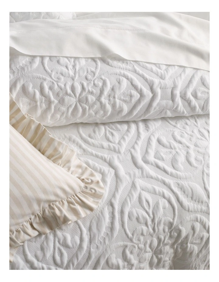 Juliette Matelasse Quilt Cover Set in White image 2